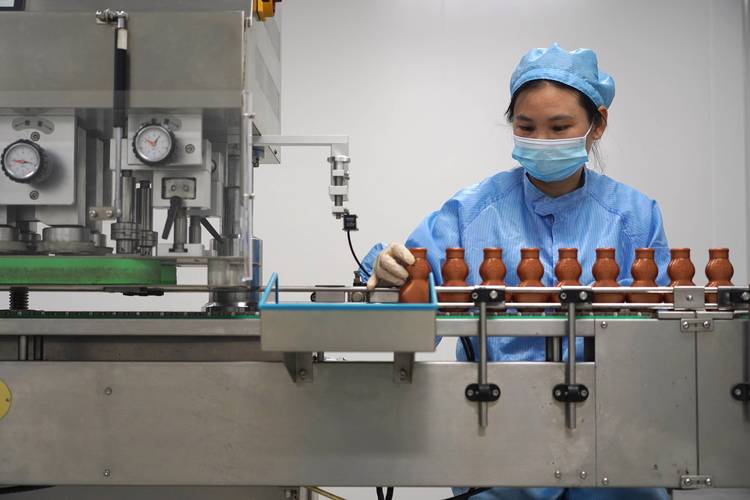 "老药方"邂逅智慧工厂 中医药产业焕新升级